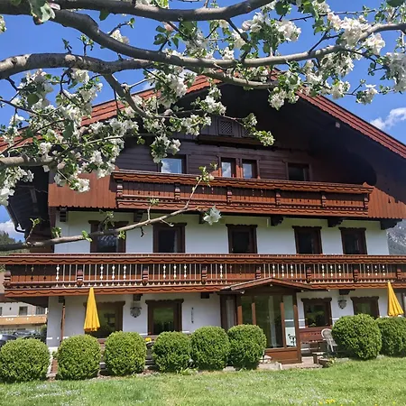 & Urschnerhof